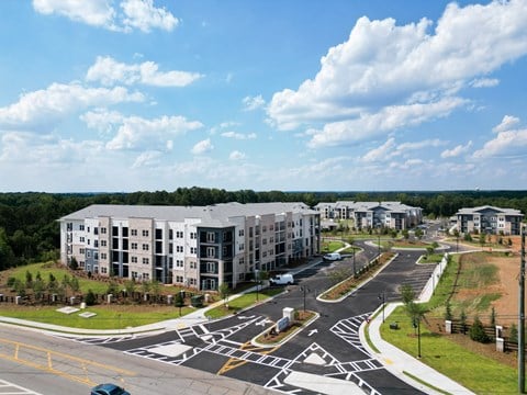 The Crest at South Point Luxury Apartment Community located in McDonough, GA